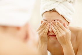 wash-face-rub-eyes-soap-makeup-removal