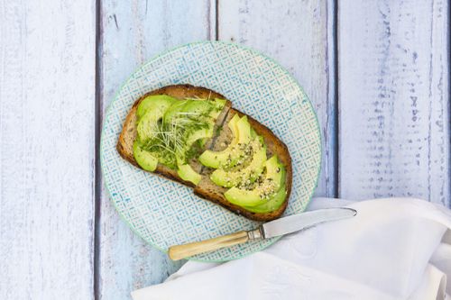 avocado-toast-low-cholestrol